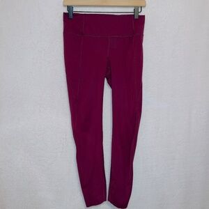 Athleta Burgundy Maroon Mid Rise Ankle Length Athletic Leggings size XS